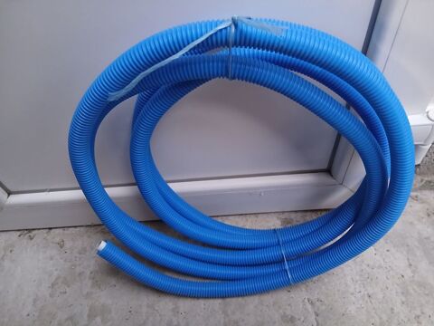 5m de tube multicouche pr� gain� bleu 13x16mm - NEUF 10 Guarbecque (62)
