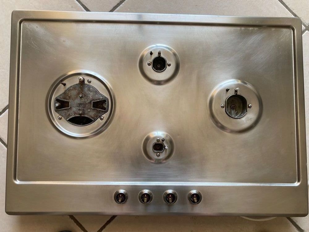 Plaque gaz inox 4 feux de 745 x 510 mm Electroménager