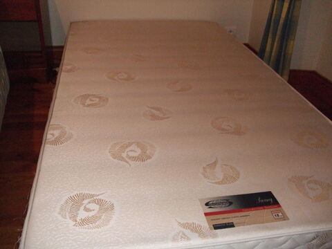  sommier sur pieds avec matelas 90 cm 80 Aubusson (23)