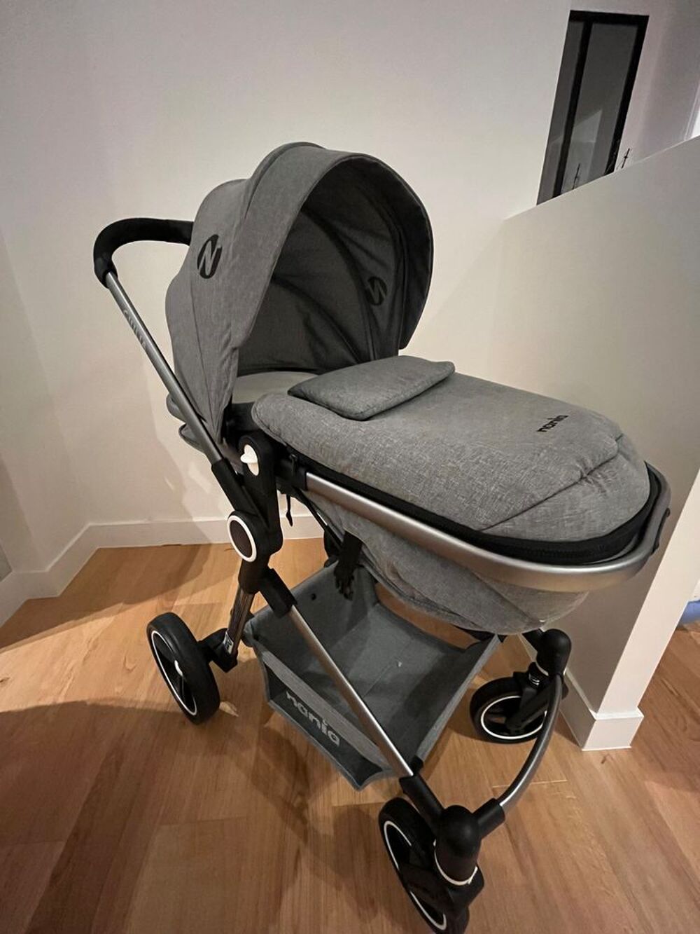 Poussette combin&eacute;e 3 en 1 NANIA GIULIA + Si&egrave;ge auto BEONE EV Mobilier enfants