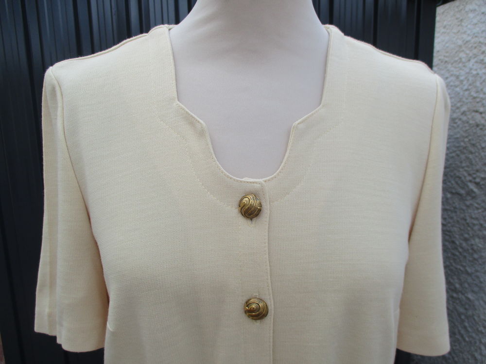 Robe Vintage &agrave; Boutons - Label Courtelle - Taille 42 Vêtements