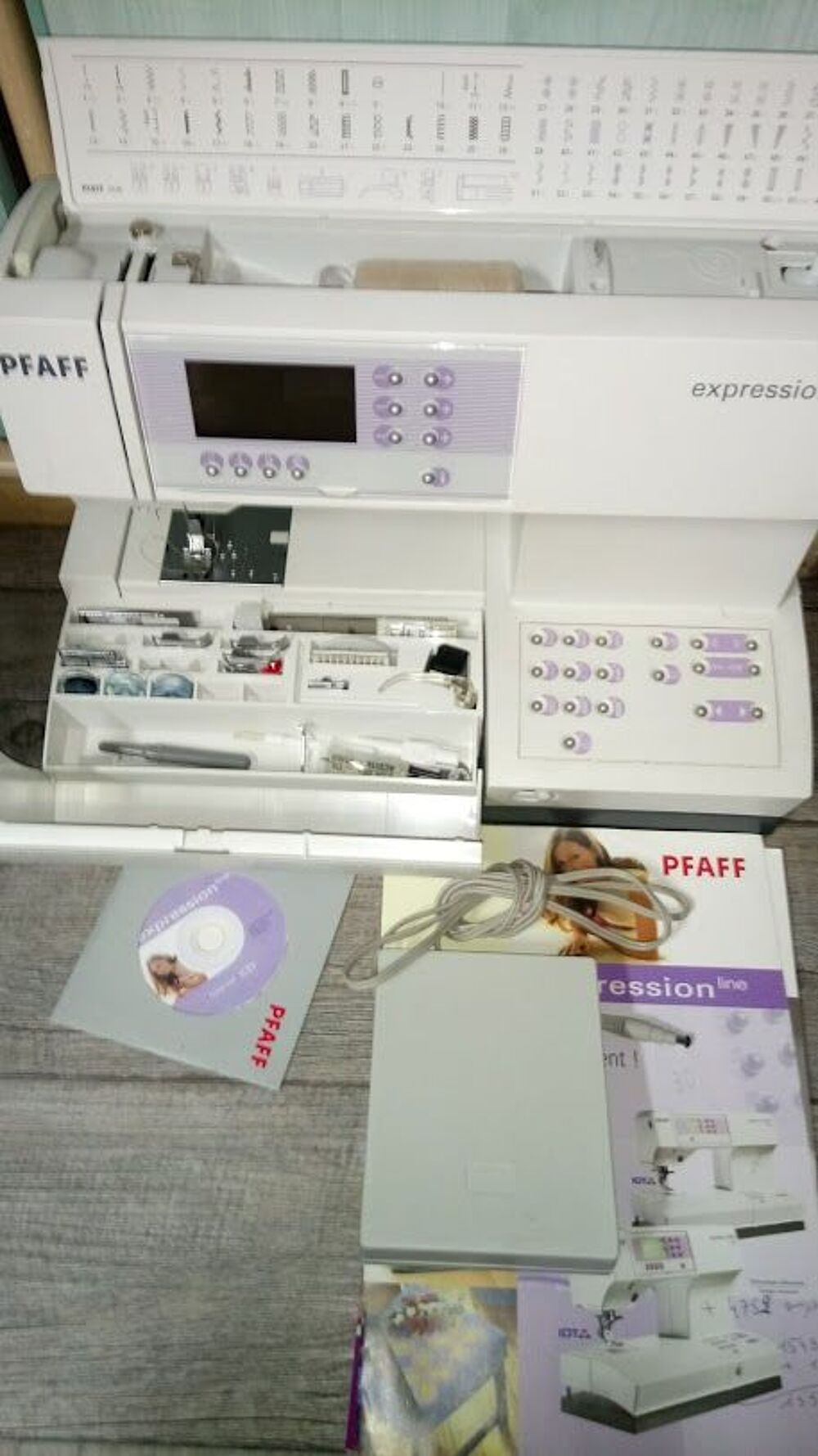 machine &agrave; coudre PFAFF expresion 2036 Electroménager