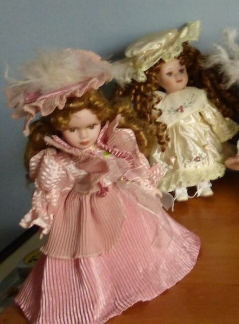 POUPEE � OFFRIR ou A COLLECTIONNER (4)neuve 8 Doussard (74)