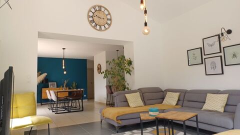   Maisons r�centes 157 m2 avec piscine en Dordogne  Villa - 8 pi�ce(s) - 157 m�