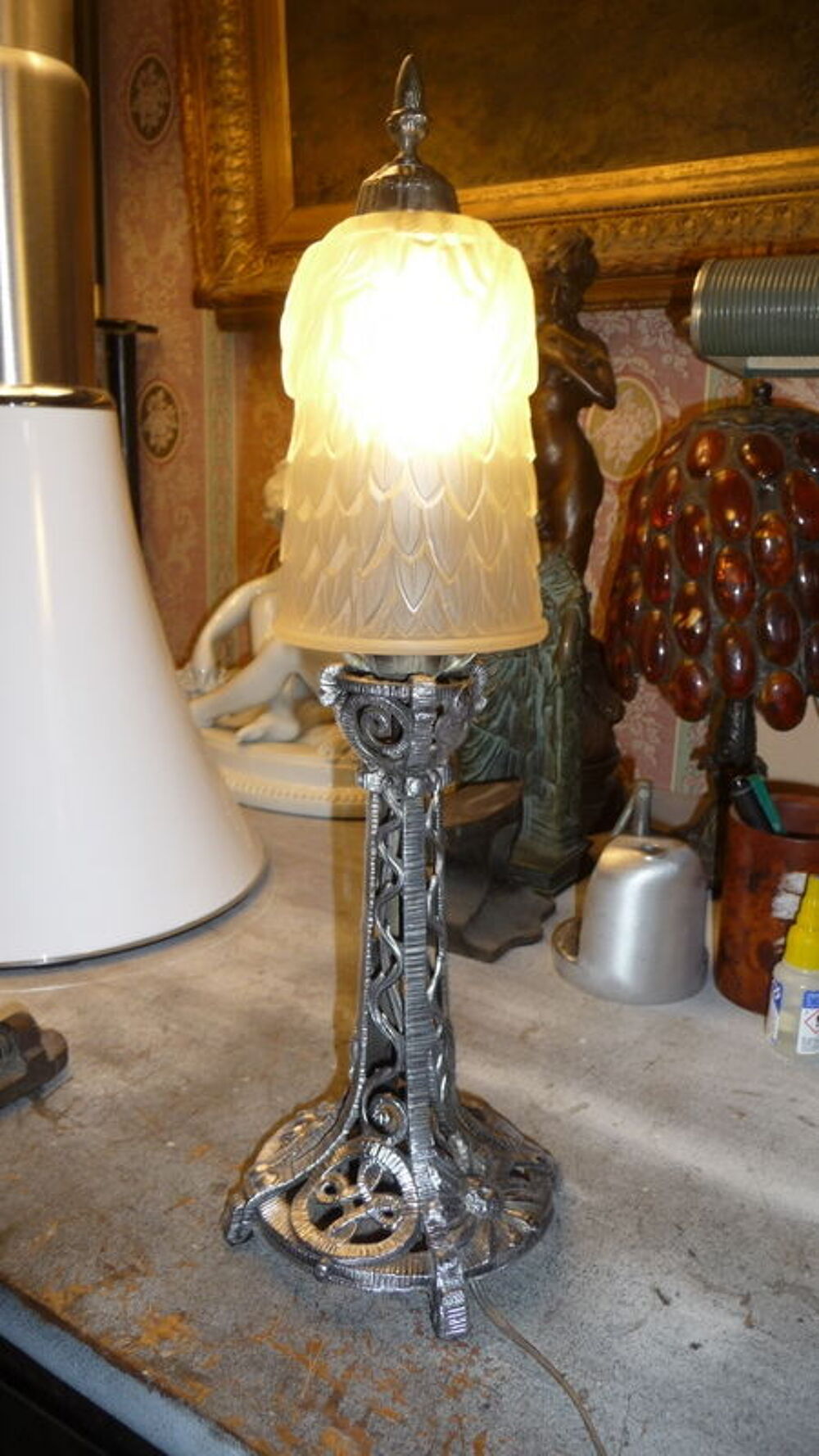 lampe Art D&eacute;co moderniste Dcoration