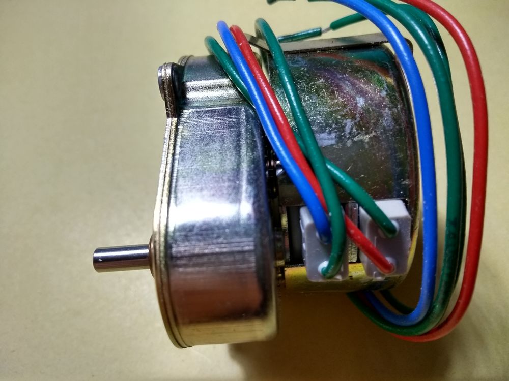 Motor&eacute;ducteur Crouzet NEUF Bricolage