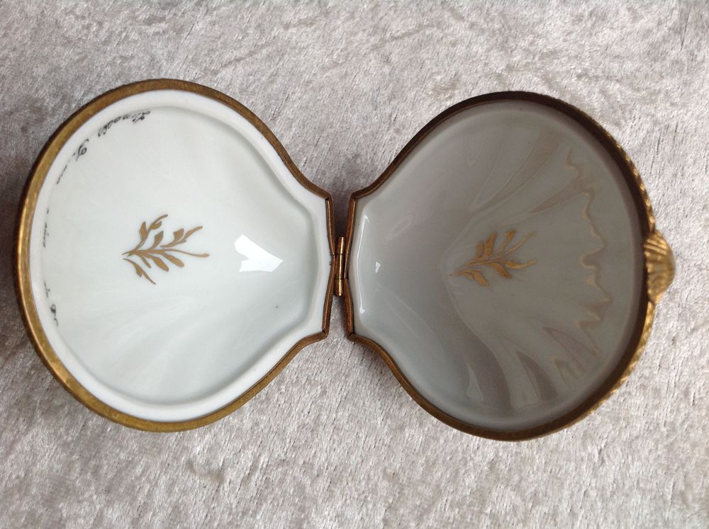 COQUILLE BOITE BIJOUX PORCELAINE LIMOGES FINEMENT PEINT Envo Décoration
