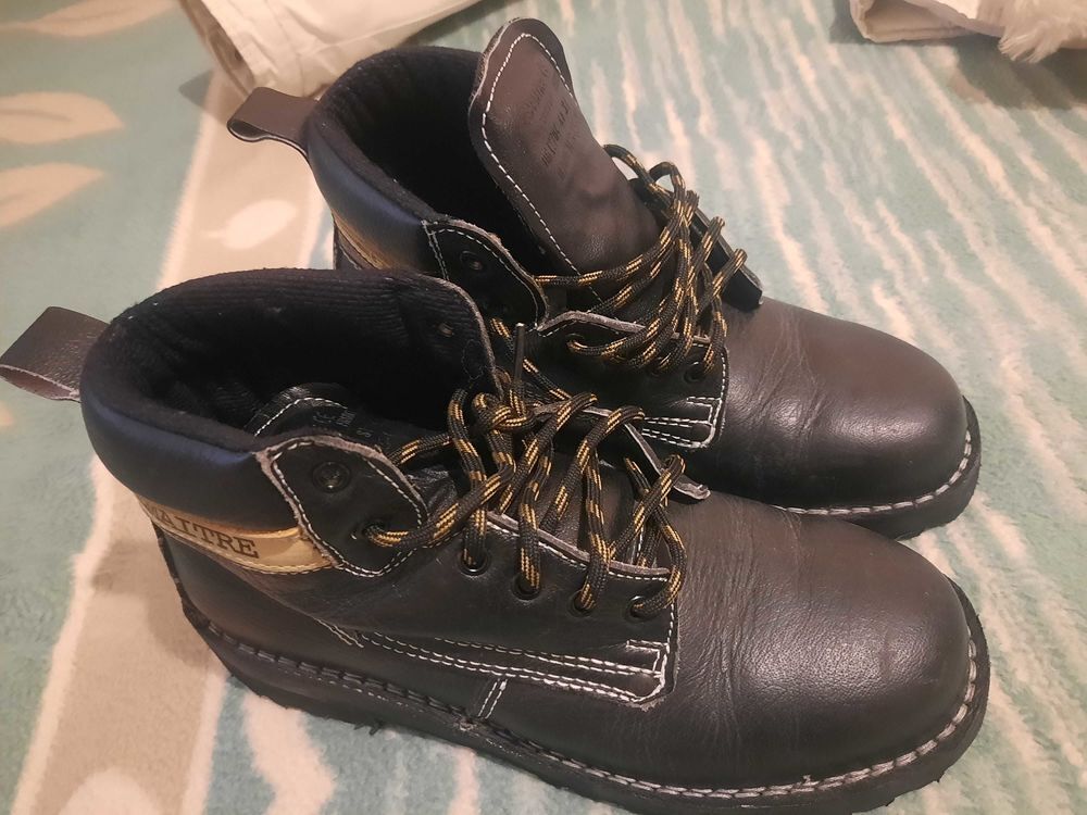 chaussure de travail marque lemaitre taille 41/5 Chaussures