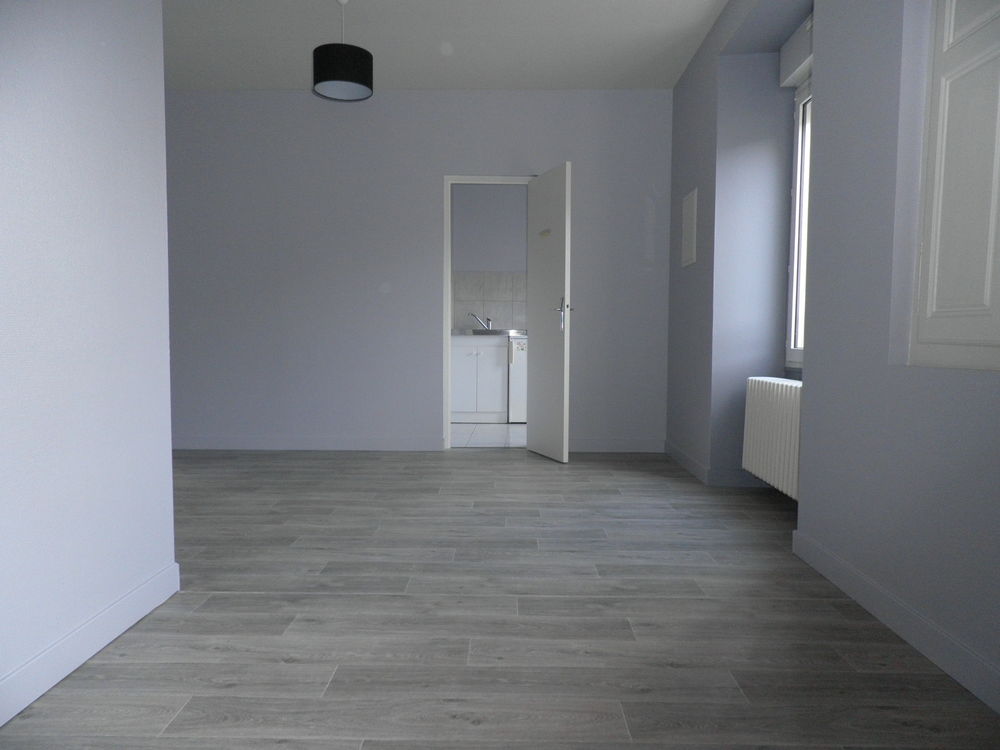 Location Appartement Proche centre ville La Ferté Bernard , T2 VIDE La ferté-bernard