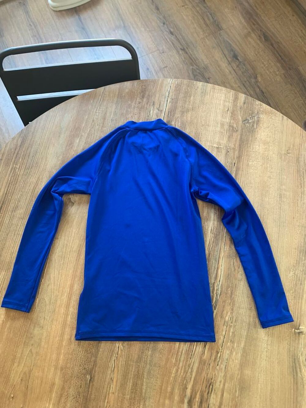 Tee Shirt de sport manches longues D&eacute;cathlon Vêtements enfants