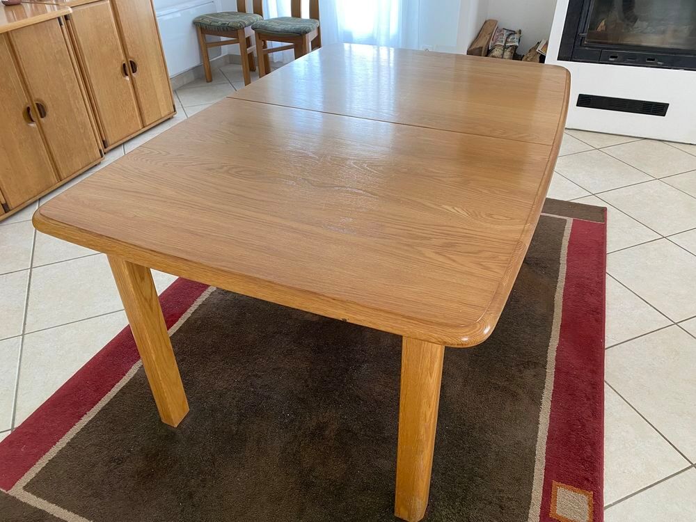 Table de salle &agrave; manger Meubles