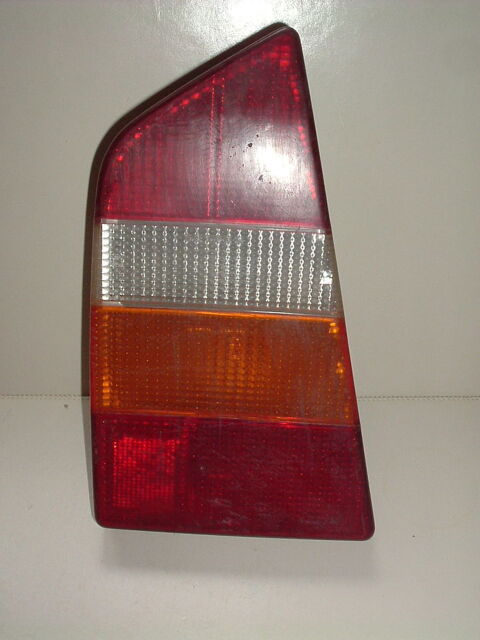 Feu arri�re gauche Citroen CX berline 35 Jebsheim (68)