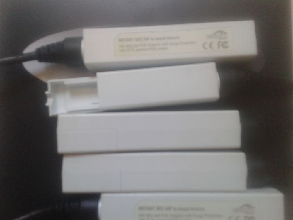 adaptateur POE UBIQUITI Matériel informatique
