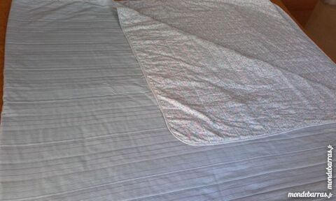 COUVRES  LIT - DOUBLES RIDEAUX 25 Pierrefonds (60)