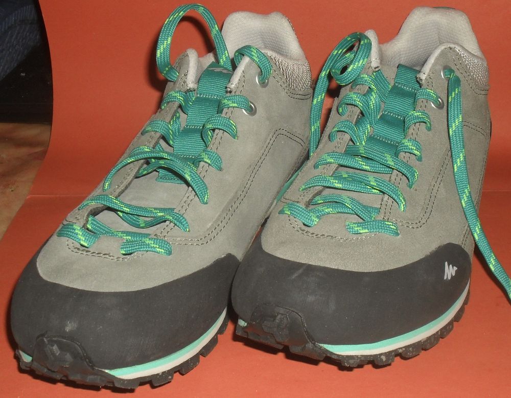 Chaussures de marche Quechua Taille 40. Sports