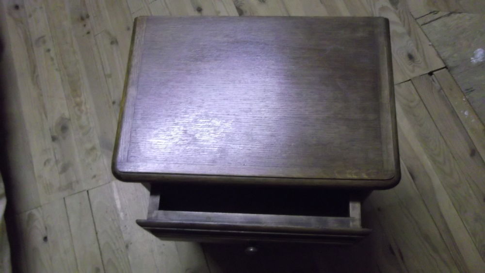 Table de chevet noyer Meubles