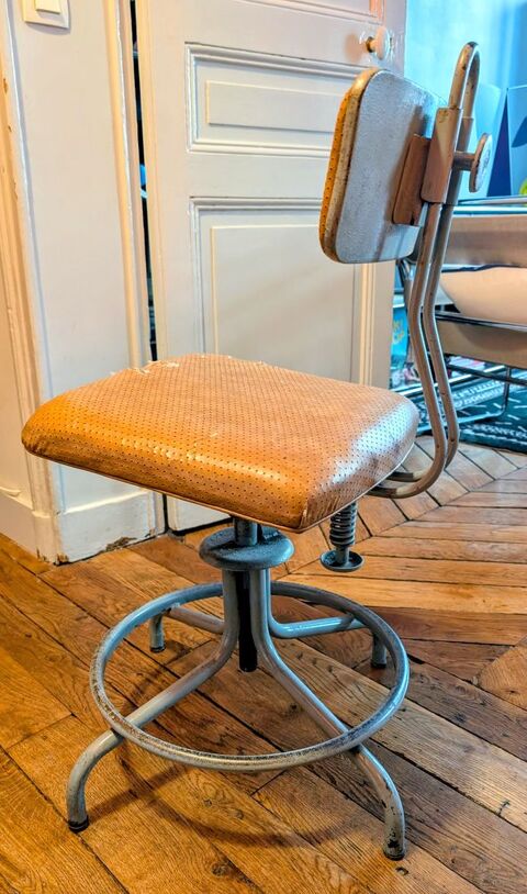 Chaises industrielles LIBO Paris 14 (75)