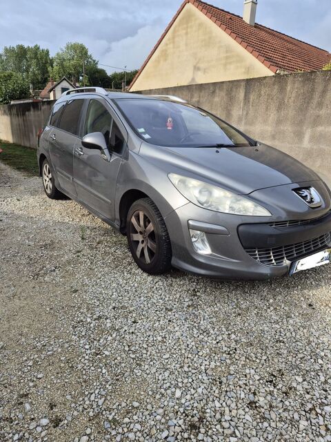 Peugeot 308 sw 1.6 HDi 110ch FAP BVM6 BLUE LION Confort