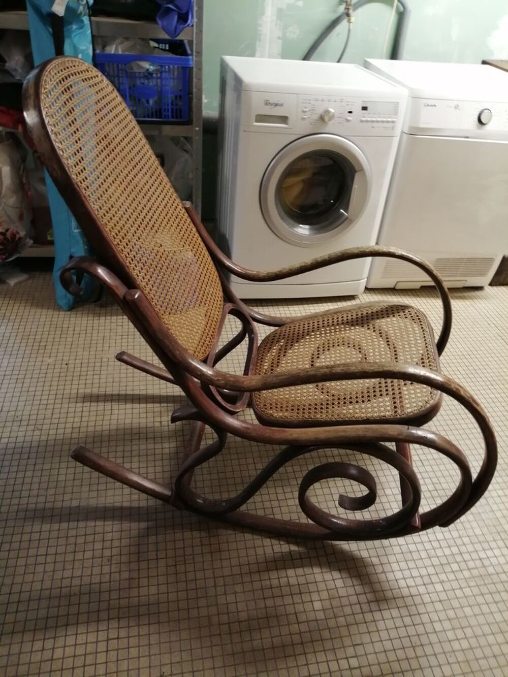 ROCKING CHAIR Meubles