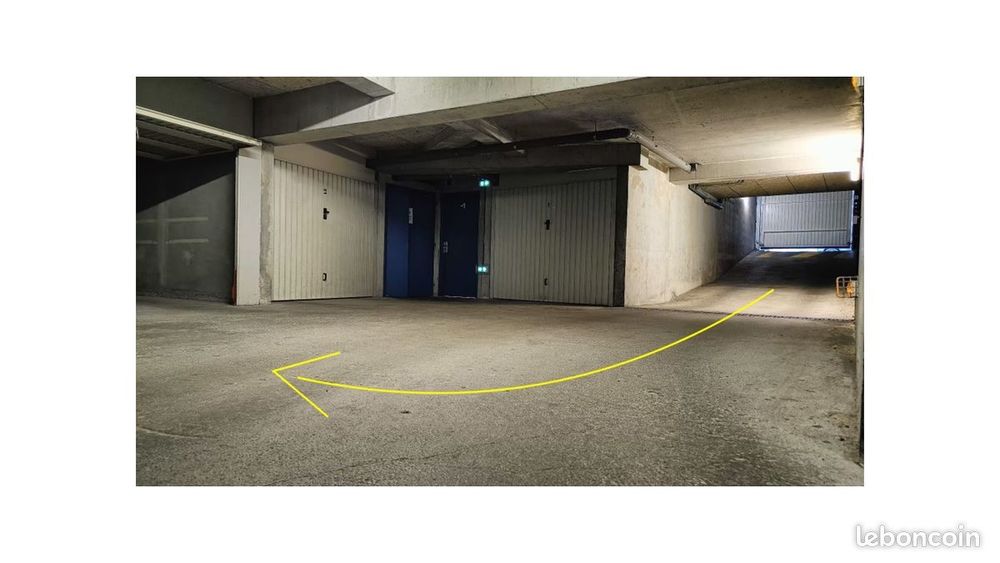 Location Parking/Garage Garage Box ferm Part-Dieu Garibaldi Borne lectrique dispo Lyon 3