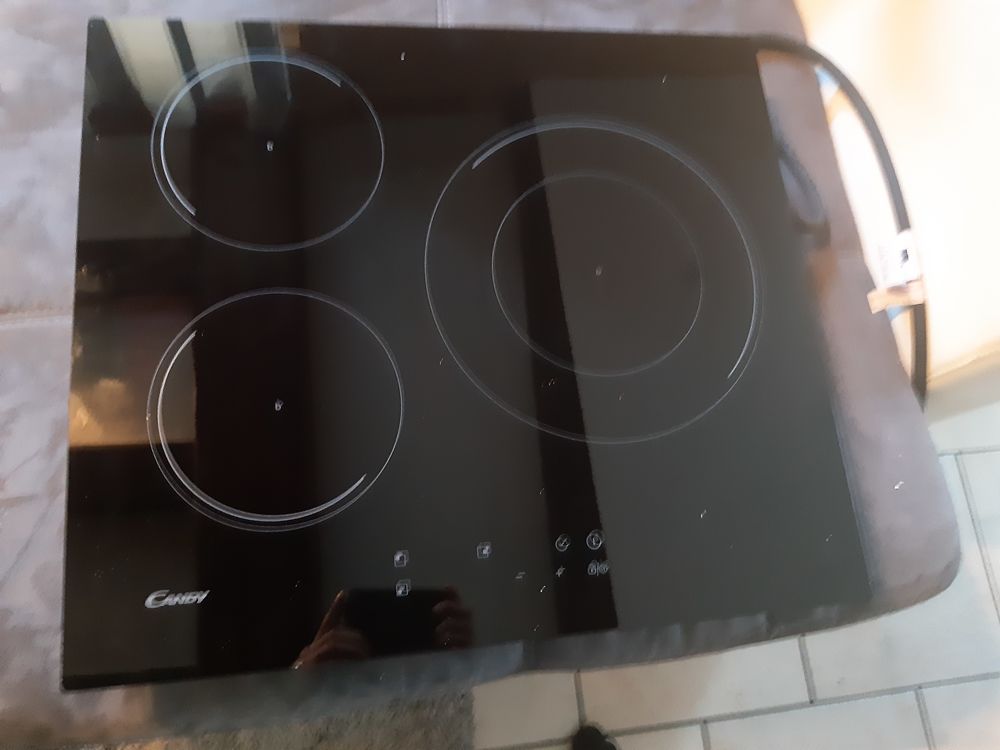 plaque induction candy Electroménager