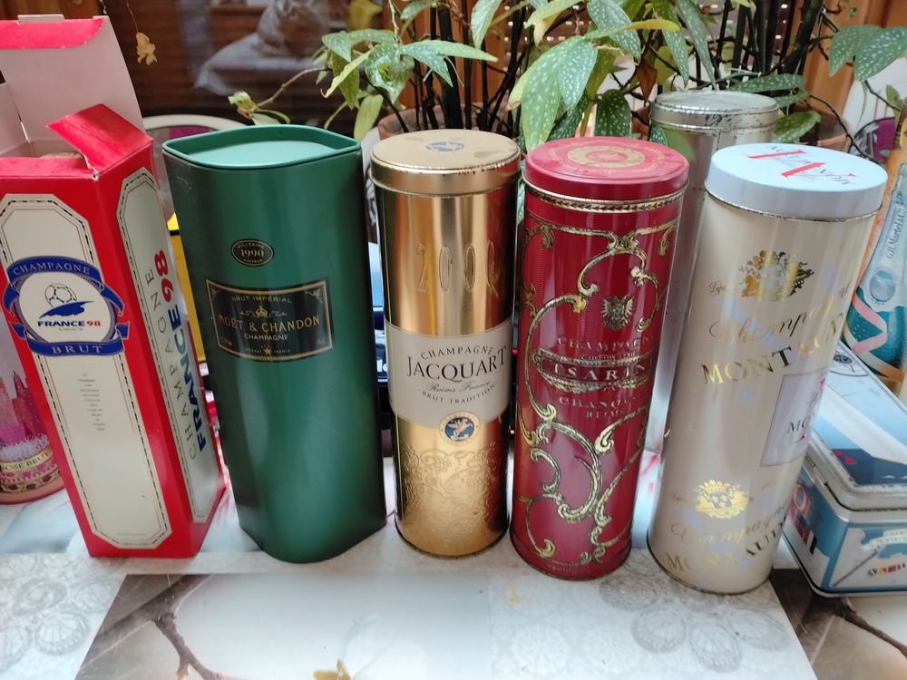 boite de whisky et de champagne 