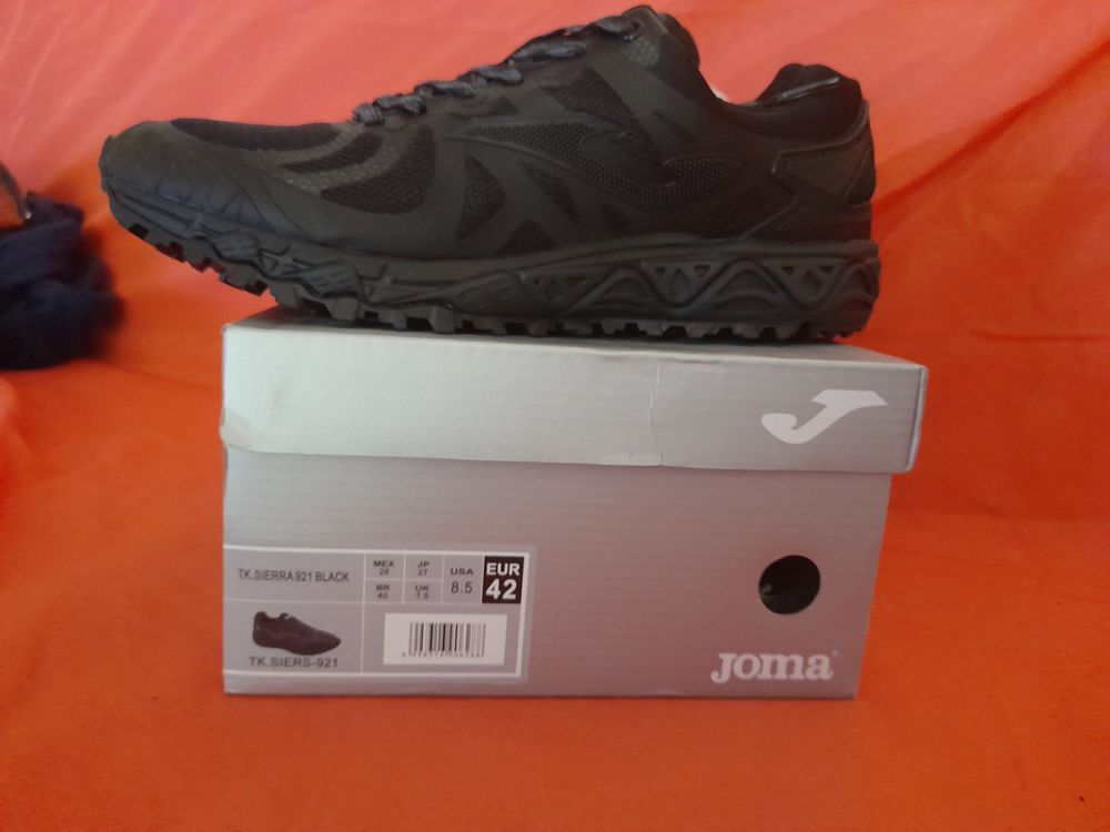 PAIRE BASKETTS SPORT ET MARCHE - RANDONNEES Chaussures