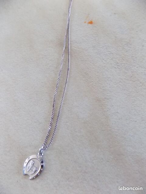 Collier bélier argent La Motte-d'Aveillans (38)