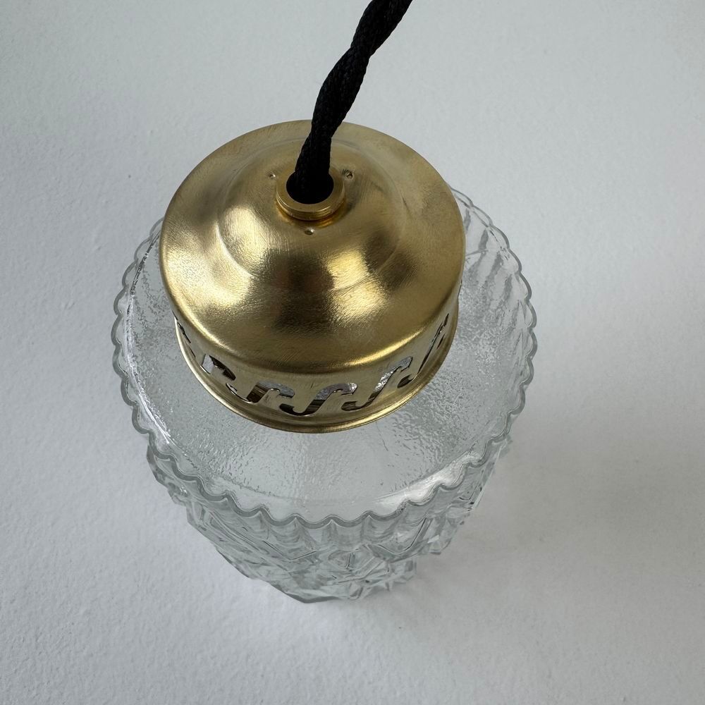 PAIRE D'ANCIENNES SUSPENSIONS EN VERRE VINTAGE Décoration
