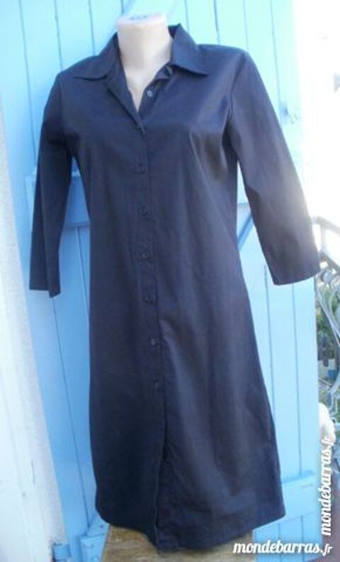 Robe noire taille 36 boutonnage sur le devant 10 Montauban (82)