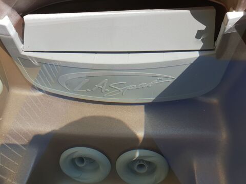 spa 6 places made usa 4900 Toulon (83)