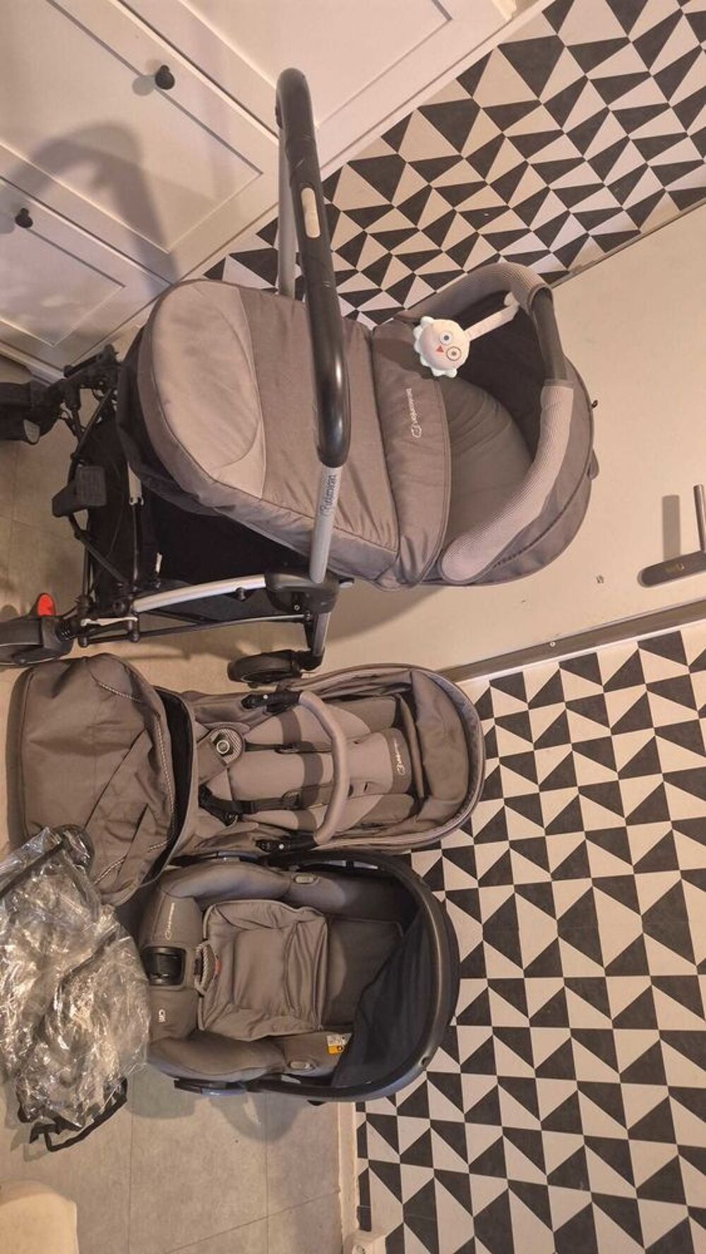 poussette b&eacute;b&eacute; confort Puériculture