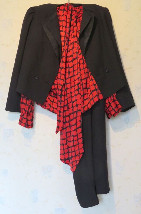 Ensemble femme veste/pantalon/chemisier, taille 34 15 Beauzelle (31)