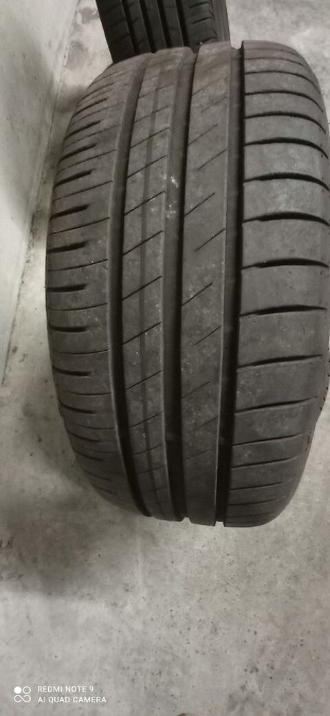 Pi&egrave;ces et &eacute;quipements Voiture Pi&egrave;ces et &eacute;quipements Voiture  occasion Vaulx-en-Velin 69120