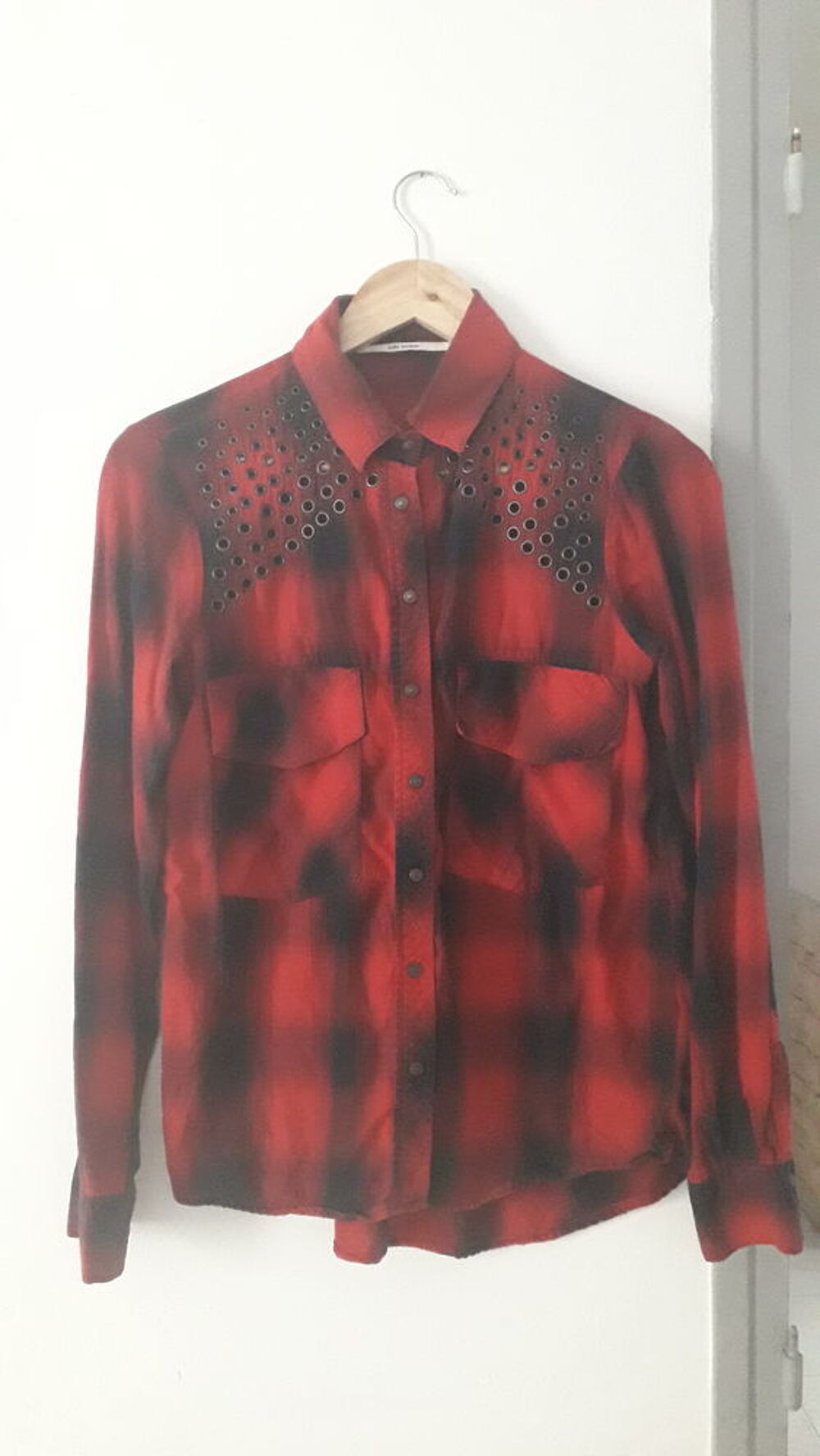 &Agrave; vendre Vêtements