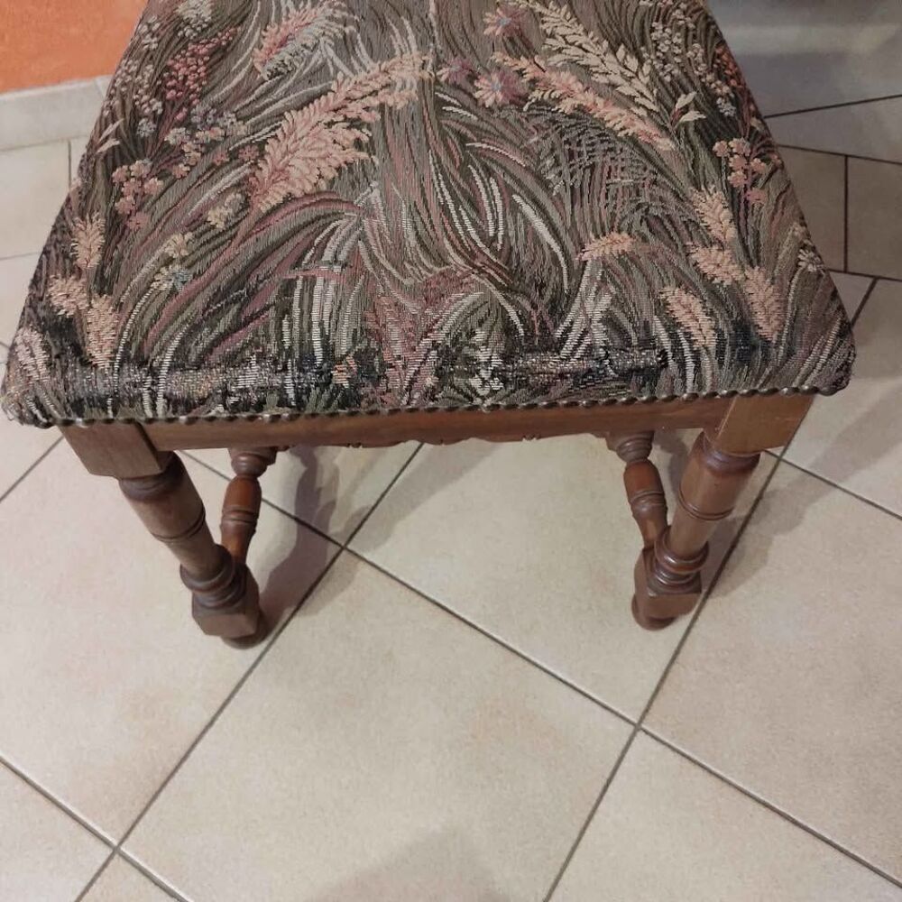 4 chaises de salle &agrave; manger Meubles