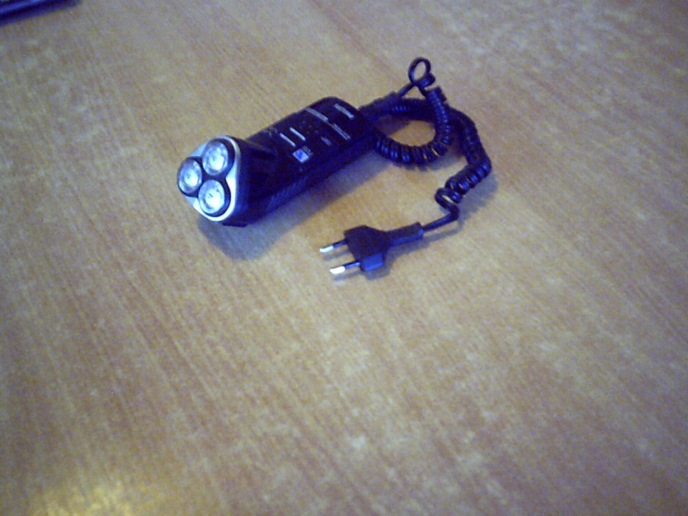  3 tetes de rasoirs philips Electroménager
