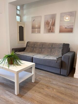  Appartement à louer 2 pièces 50 m²