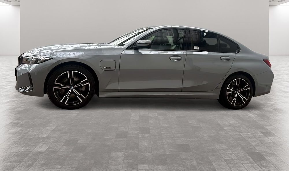S&eacute;rie 3 330e xDrive M Sport 292 ch 2023 occasion 13008 Marseille