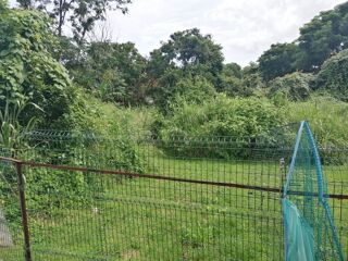  Terrain à vendre 931 m²