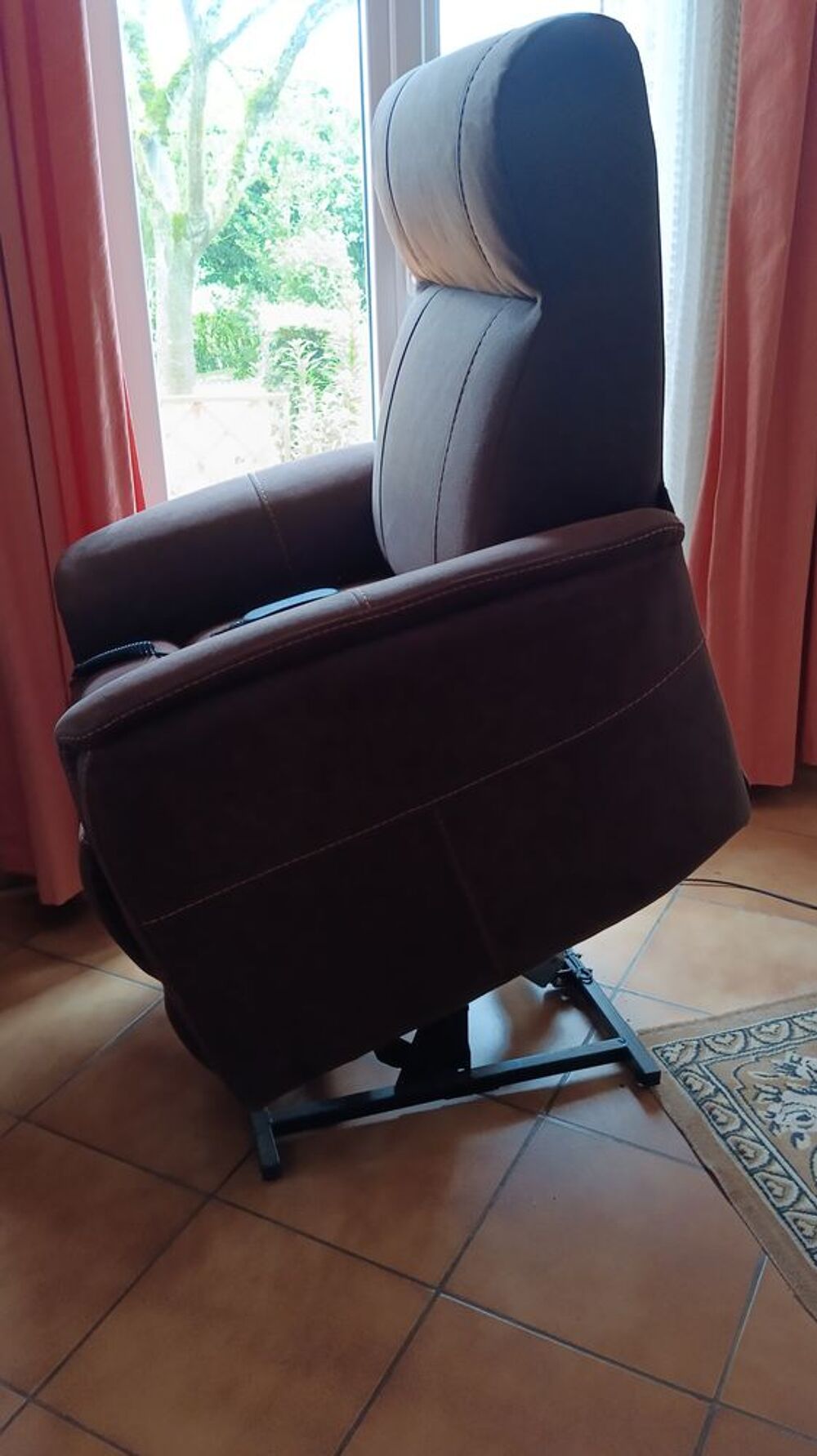 FAUTEUIL PERSONNES AGES BASTIDE Meubles