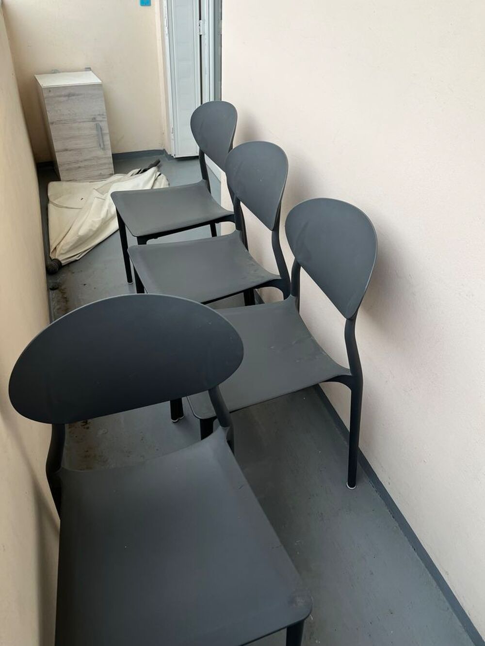 Lot de 4 chaises d'int&eacute;rieur Meubles