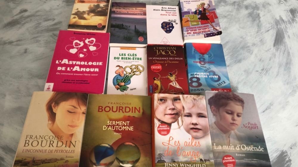 Multiples livres Livres et BD