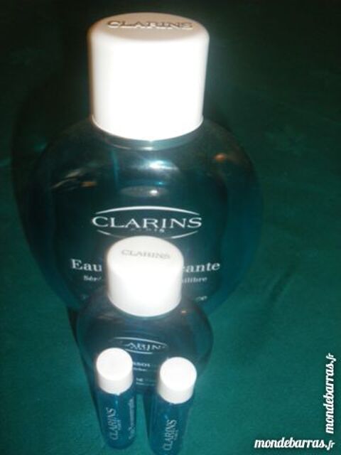 Lot de 4 flacons de collection (63) 6 Tours (37)