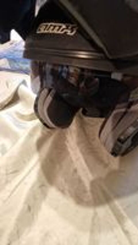 Casques - v&ecirc;tements moto  occasion 66000 Perpignan