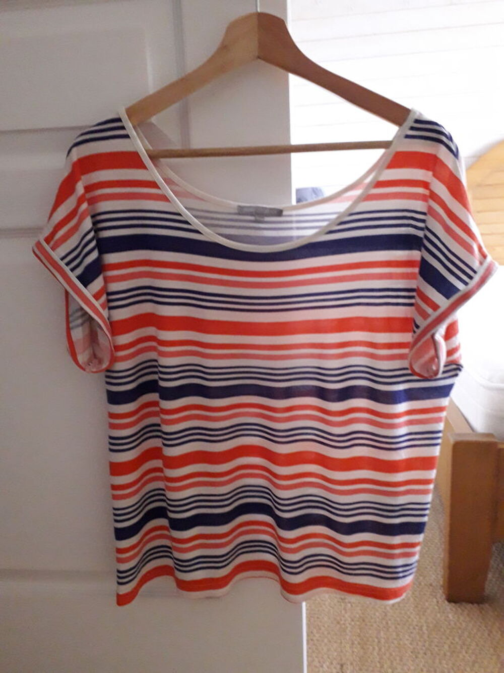 Tee-shirt Vêtements