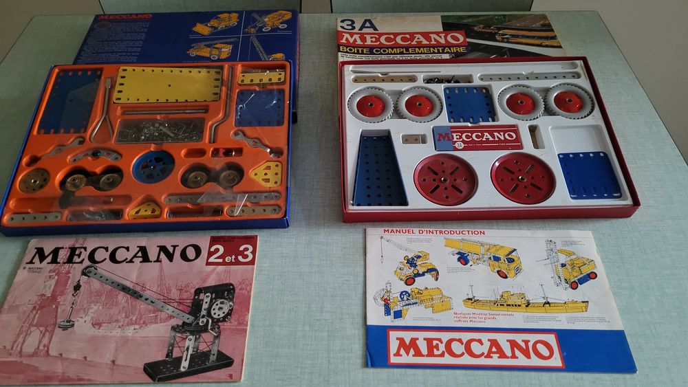 6 boites Meccano avec notices de montage + moteur &eacute;lectrique Jeux / jouets