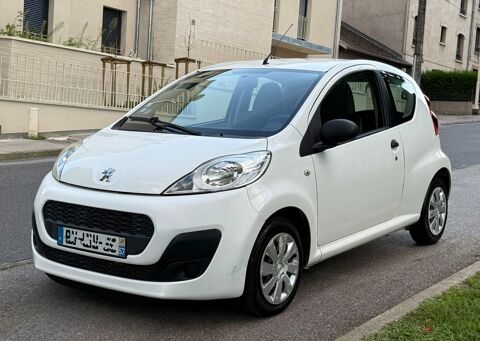 Peugeot 107 1.0e 12V 68ch BLUE LION Allure