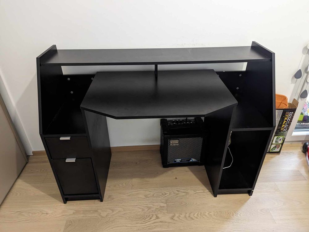 Bureau + chaise Meubles
