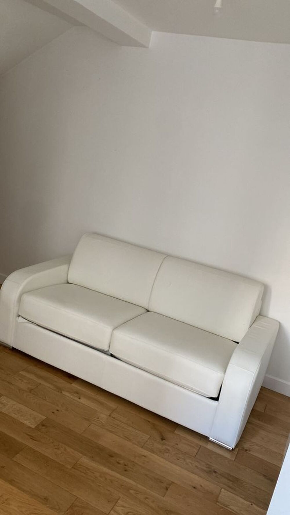 Canap&eacute; lit convertible cuir blanc Meubles